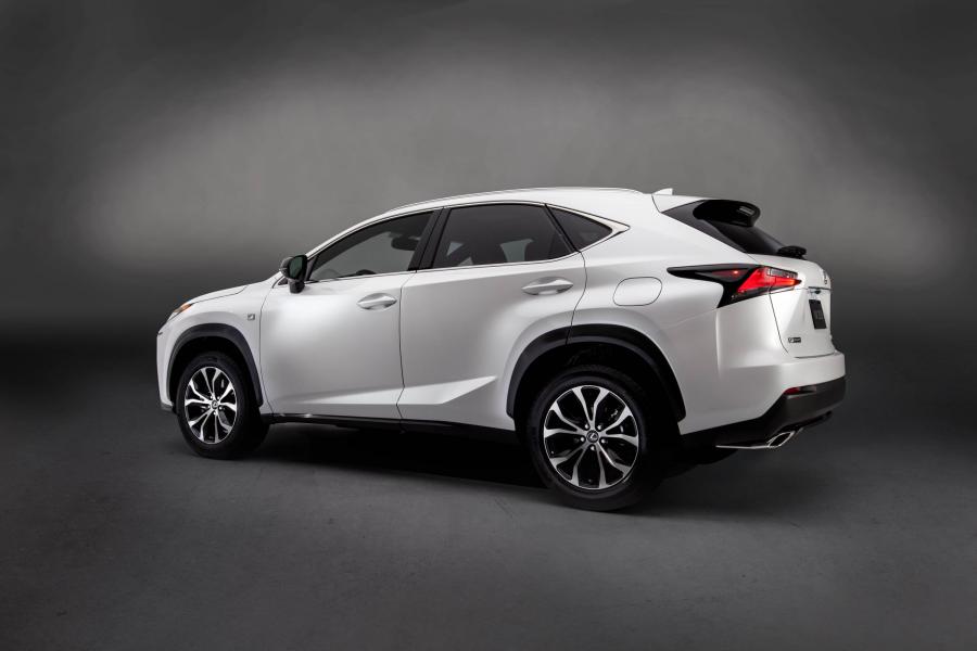  Lexus NX200t F-Sport 2014 года  (фото 15 из 84)